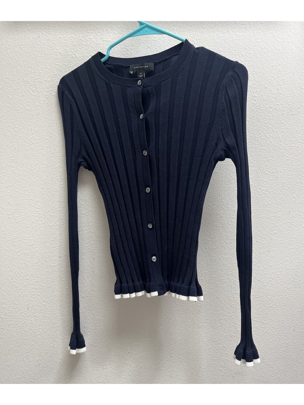 Ann Taylor XS Silk Blend Ribbed Cardigan Sweater Navy Blue Fitted Scallop Trim